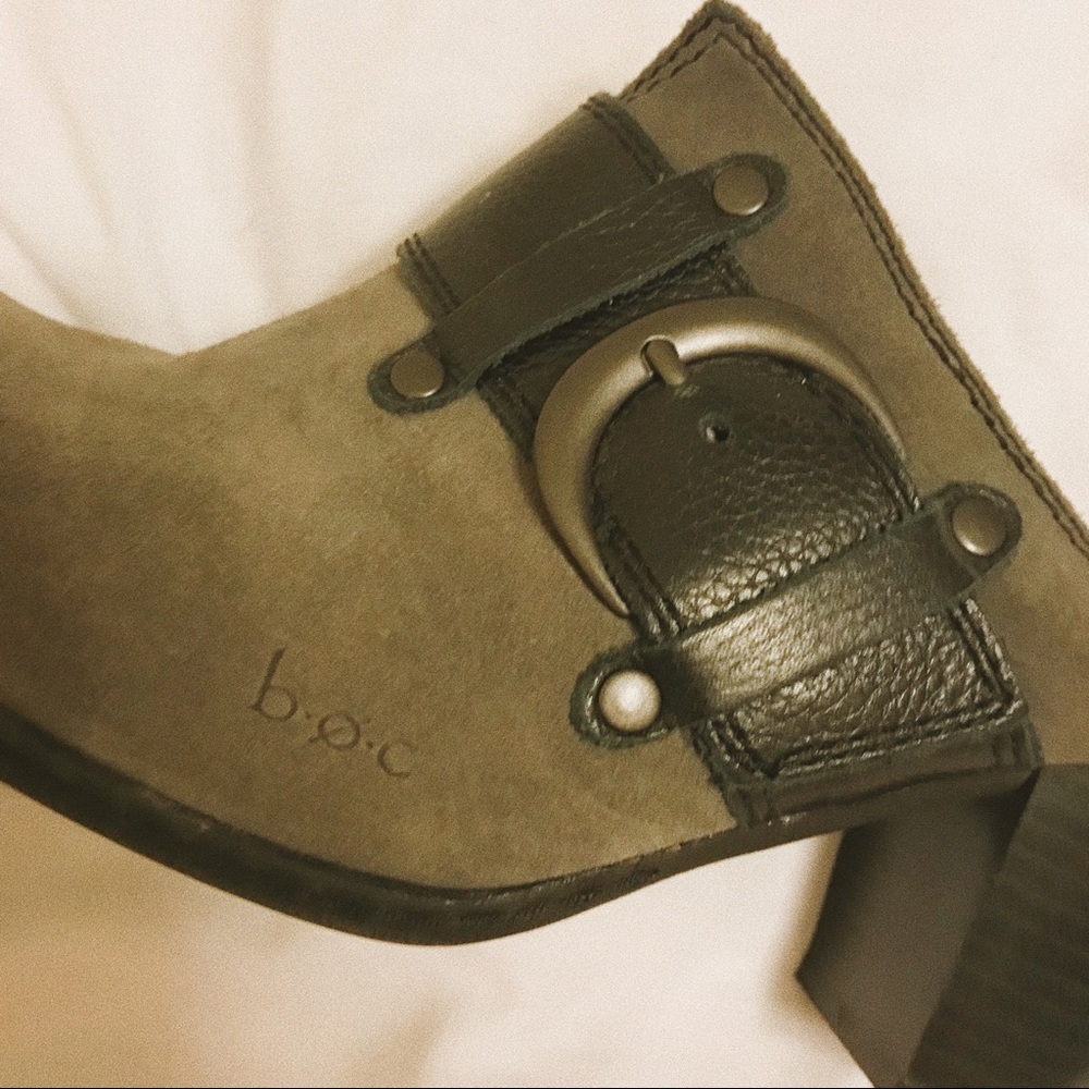 Born Concept (b•ø•c) round toe wedge heels